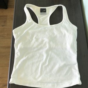 Nike Dri-Fit Mesh Crop Top with built-in bra - XS